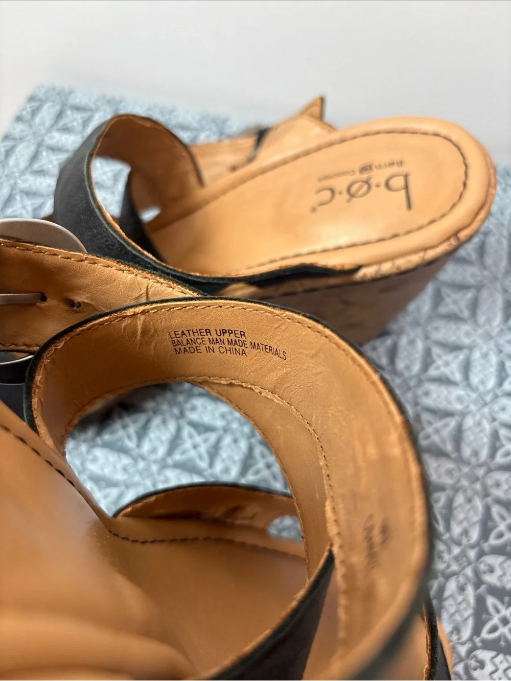b.o.c Born Black Leather Cork Wedge Buckle Strap Sandals Women’s US 9 M